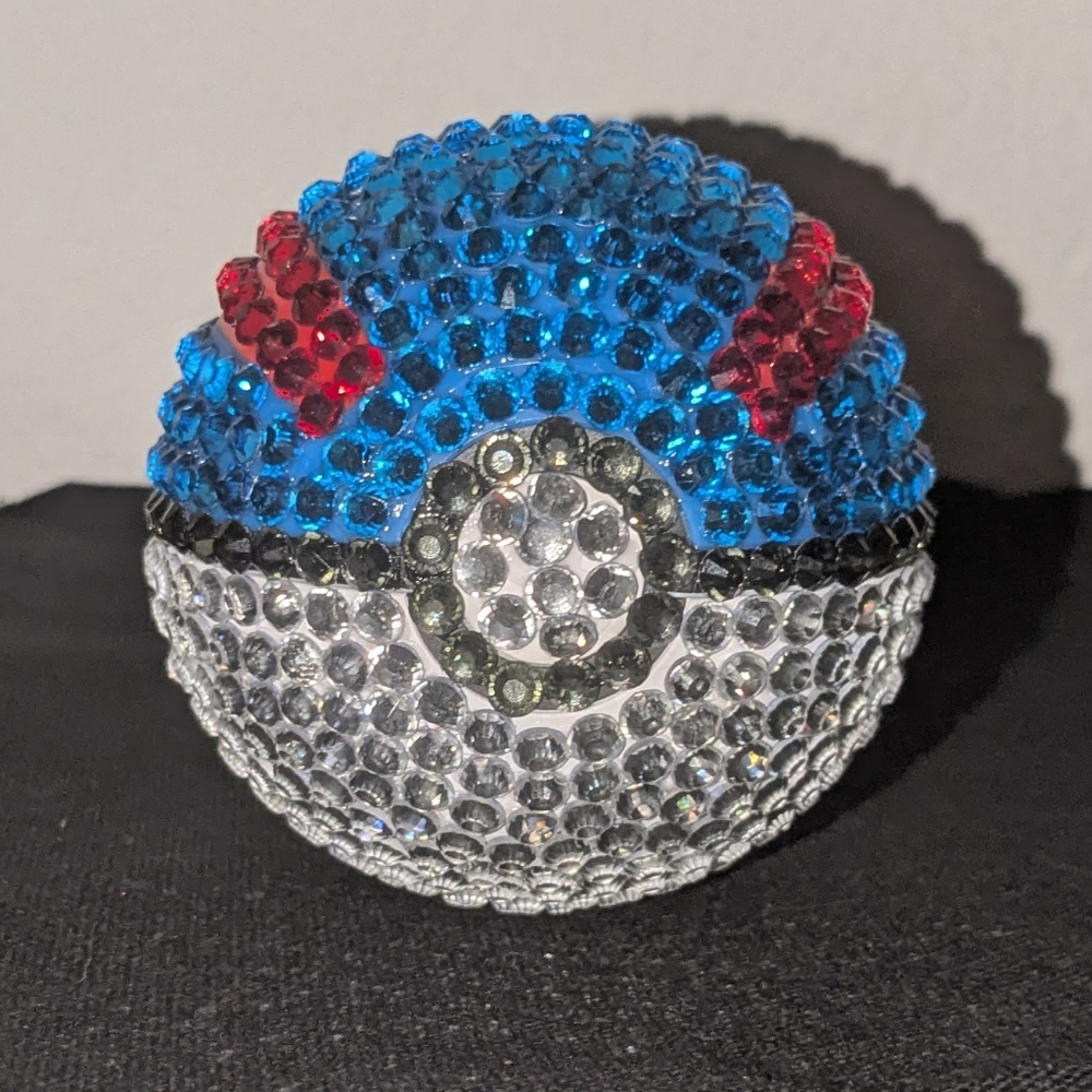 Crystallized Poké Ball Bag Charm / Keychain